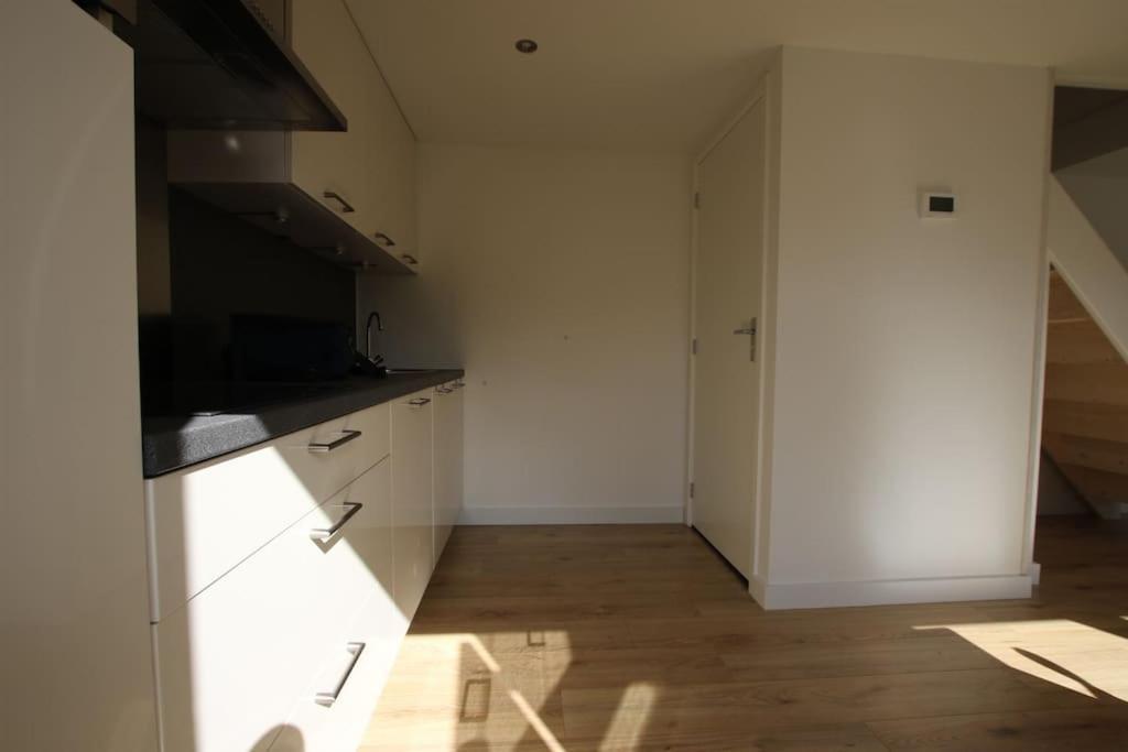 Zomerhuis Benita's Met Parkeer Plaats Appartement Noordwijk